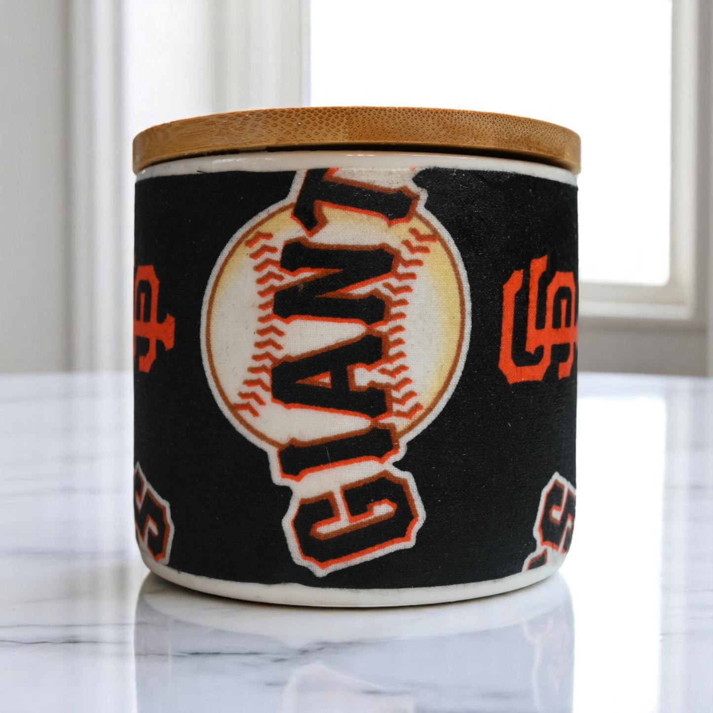 Go SF Giants! Coconut-Apricot Wax Candle (16oz)