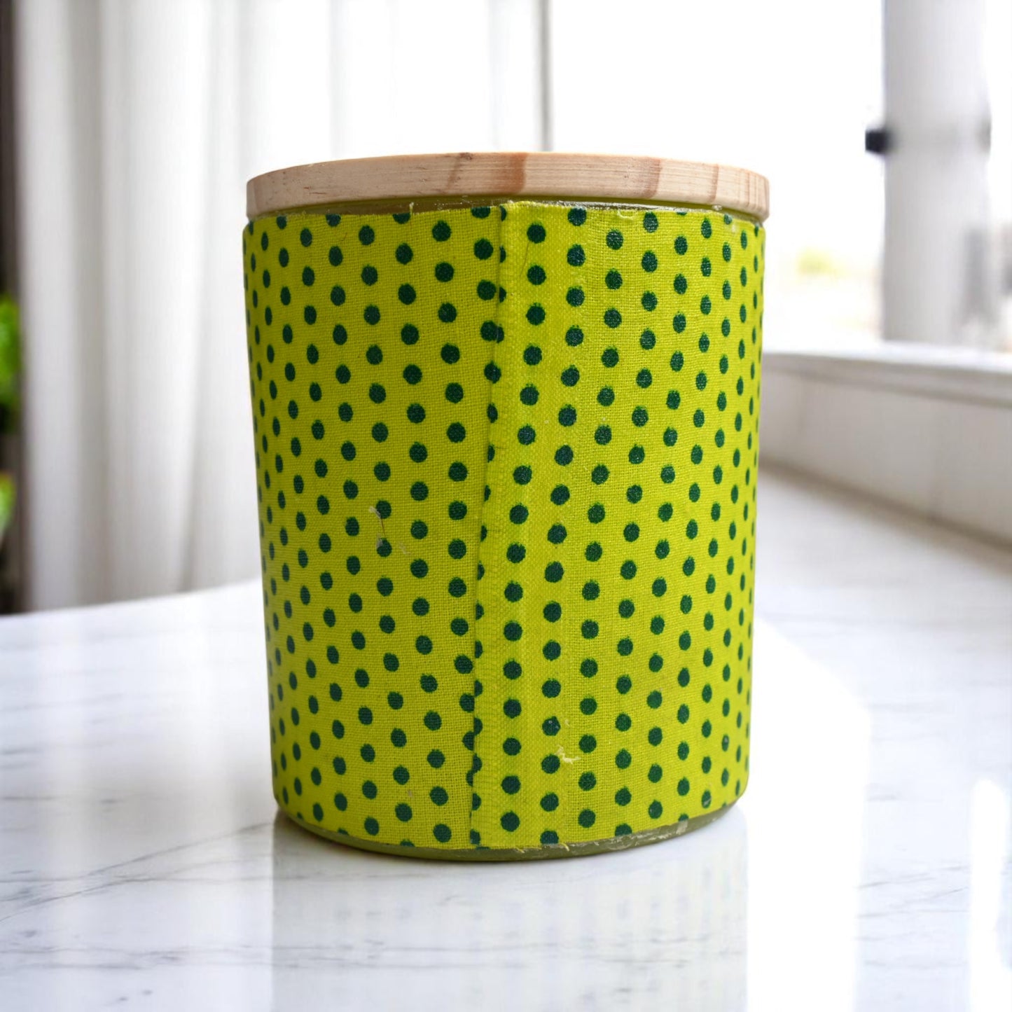 Fresh Pop Coconut-Apricot Wax Candle (10oz)