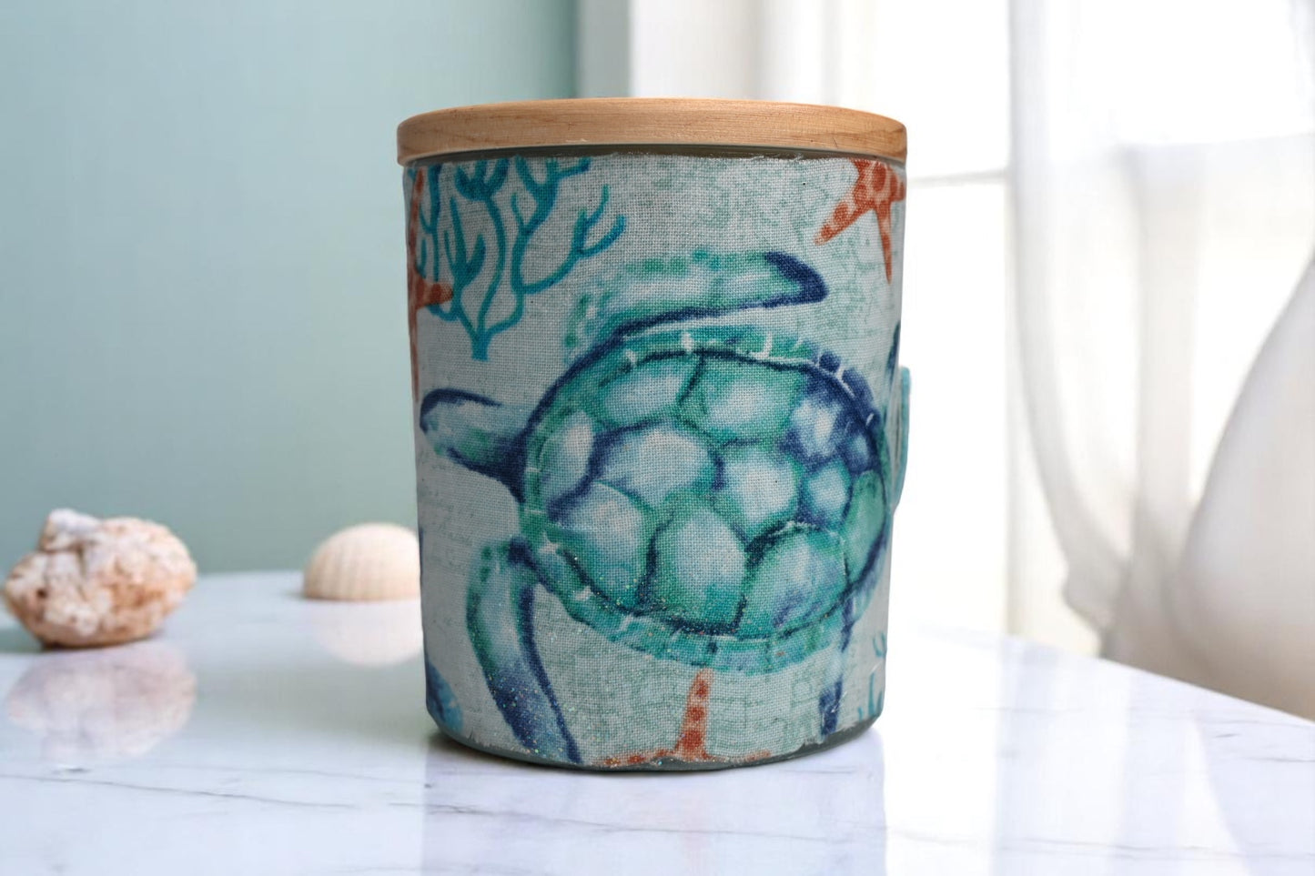 Tidekeeper Coconut-Apricot Wax Candle (10oz)
